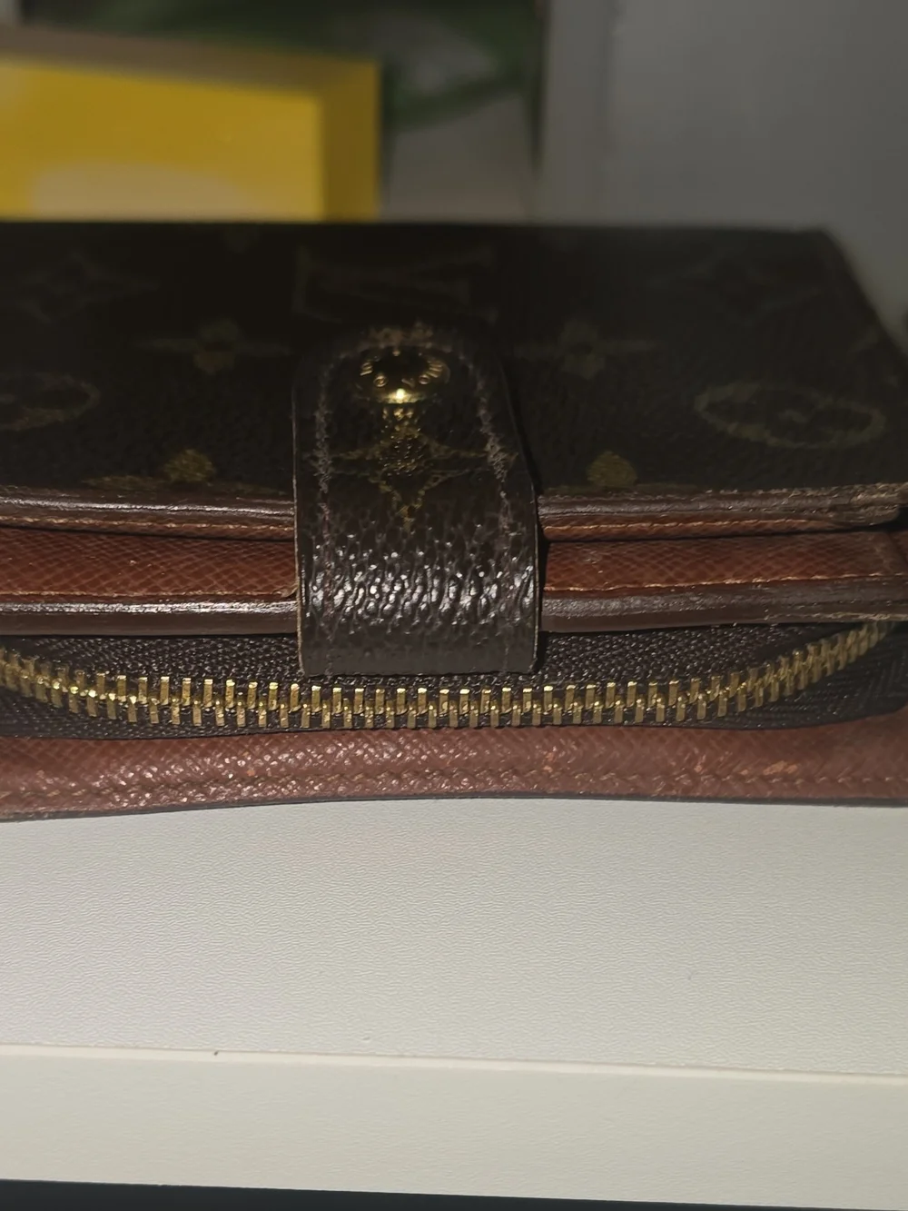 Louis Vuitton Monogram Brown Zip-Around Unisex Wallet Logo Zipper Snap - Picture 3 of 12
